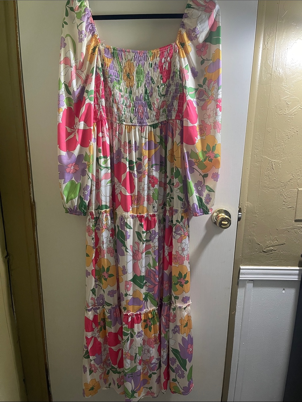 143 Story Floral Smocked Midi Dress Size Large